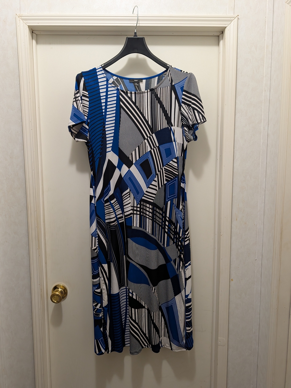 R&K Blue, Black & White Geometric Short Sleeve Dress